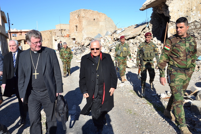 Bischof Scheuer im Irak asset 6e76c1383bbe758149f3